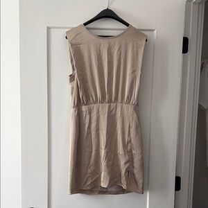 Le Lis Sleeveless Mini Dress - Taupe